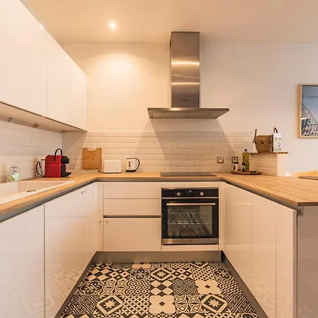 Loft Urbain Avec Jardin Privé En Hyper Centre Reims